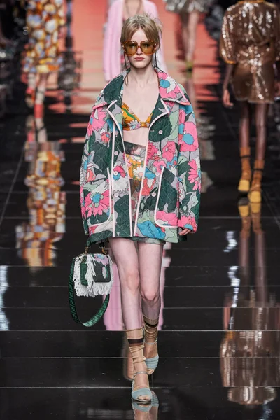 Look 41